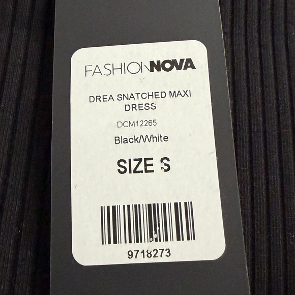 Fashion Nova Drea Snatched Maxi Dress Black White Ribbed NWT Size Small - Picture 4 of 4